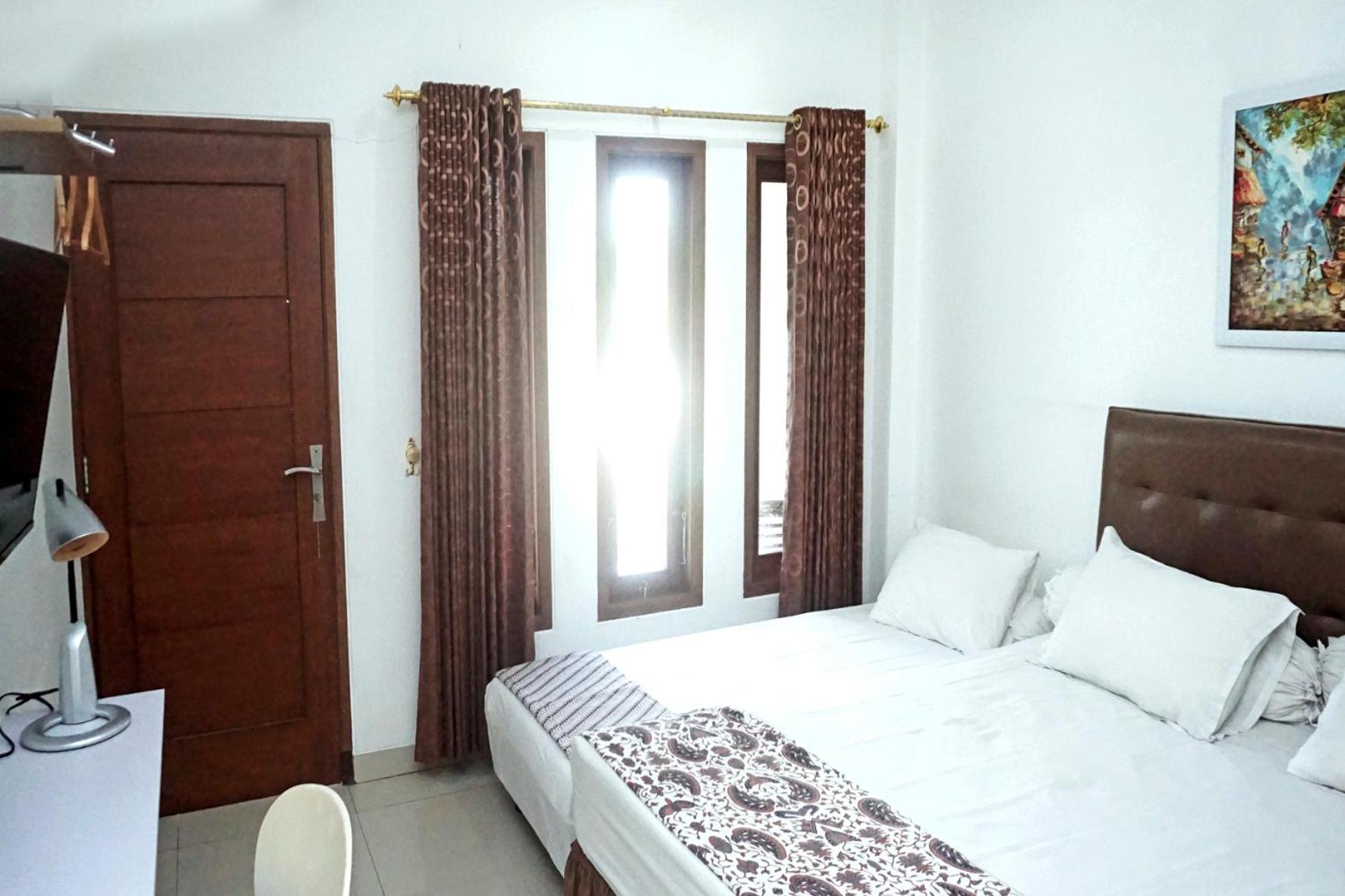 Andelis Homestay Yogyakarta Ngoại thất bức ảnh